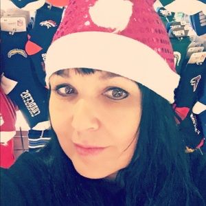 Meet your Posher, Elvira